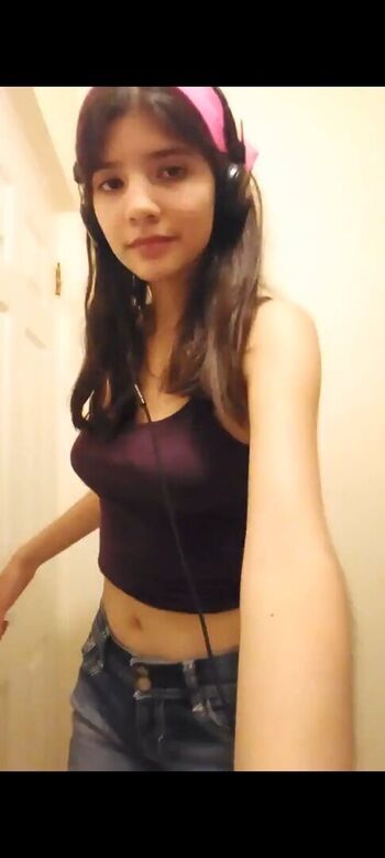 Leaked Valecast private photo viral onlyfans
