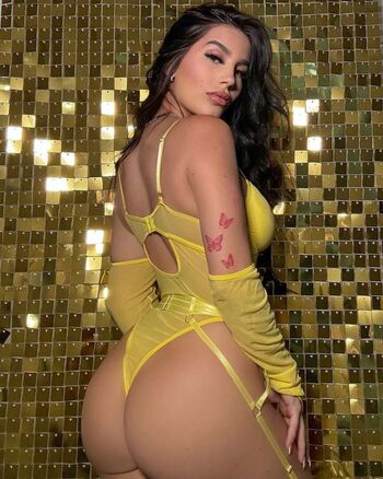 Leaked Valentina gmez private photo viral onlyfans