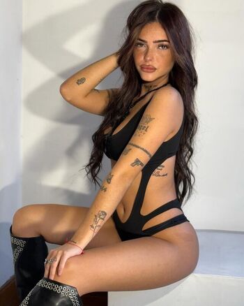 Leaked Valentina goldzen private photo viral onlyfans