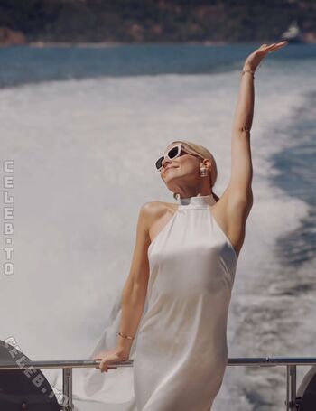 Leaked Valentina pahde private photo viral onlyfans