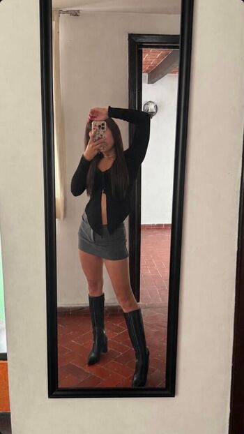 Leaked Valentina solis private photo viral onlyfans