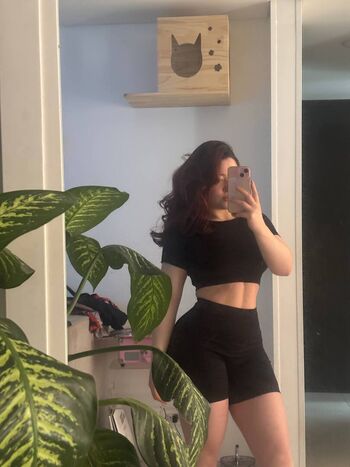 Leaked Valerie private photo viral onlyfans