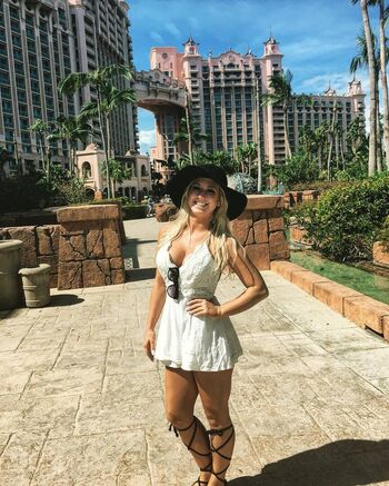 Leaked Valeriemikos private photo viral onlyfans