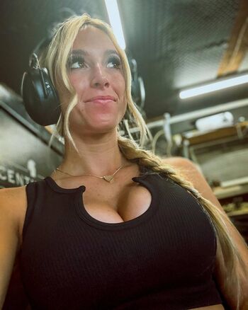 Leaked Valeriemikos private photo viral onlyfans