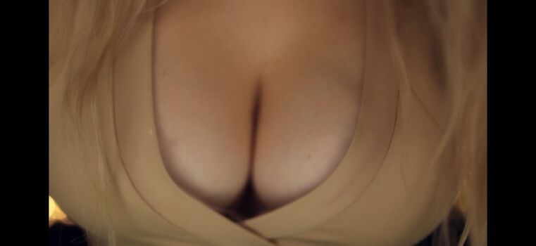 Leaked Valeriyaasmr private photo viral onlyfans