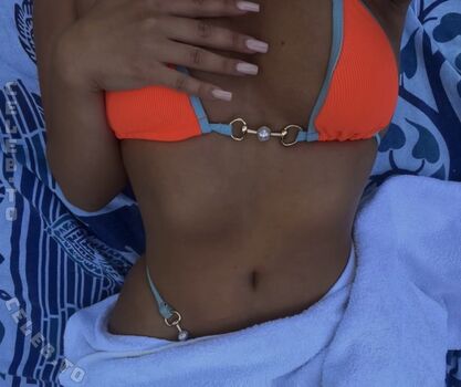 Leaked Valonaash private photo viral onlyfans