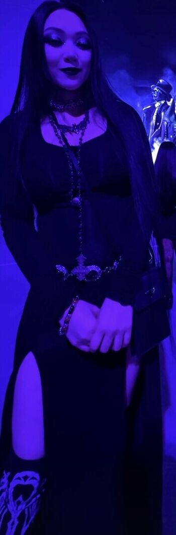 Vampybitme Linda Le