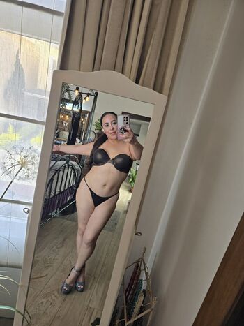 Leaked Vanessa mendez page private photo viral onlyfans
