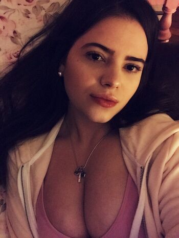 Leaked Vanessinator private photo viral onlyfans