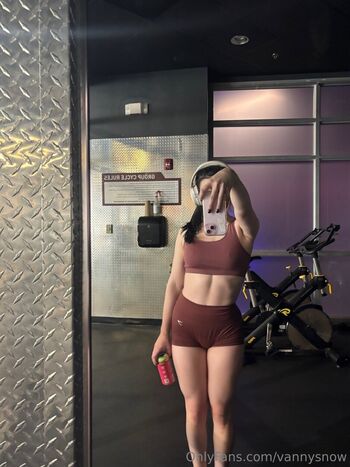 Leaked Vannysnow page private photo viral onlyfans