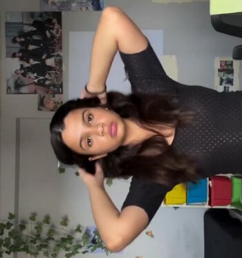 Leaked Vanya singh private photo viral onlyfans
