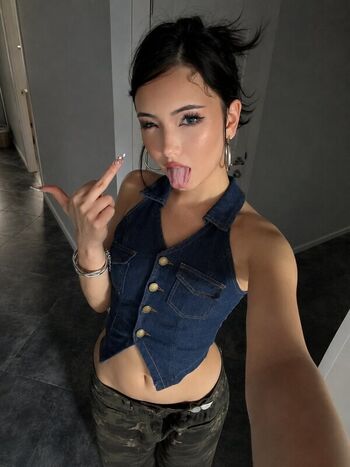 Leaked Vekshy private photo viral onlyfans