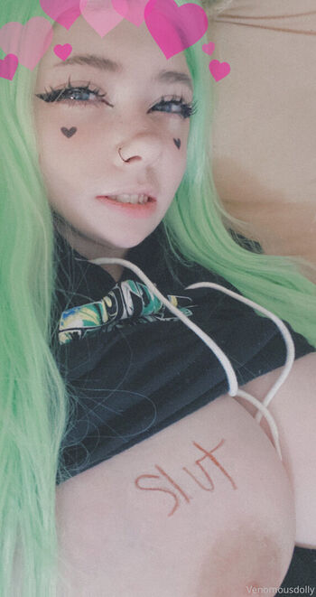 Venomous_dolly