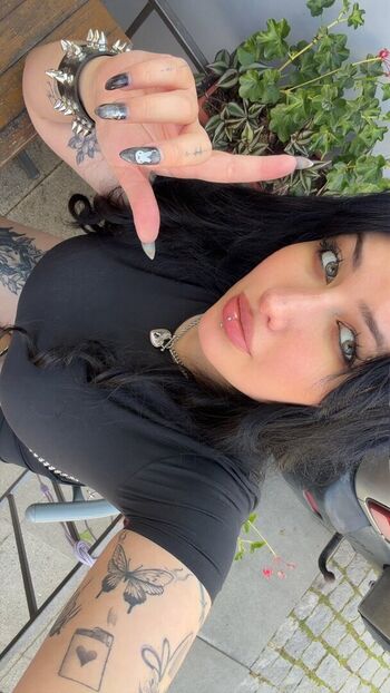 Leaked Veraddicts private photo viral onlyfans