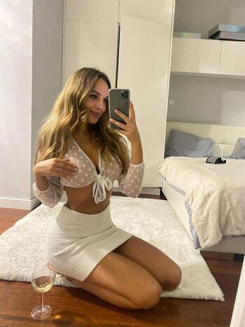 Leaked Veronicabielik private photo viral onlyfans