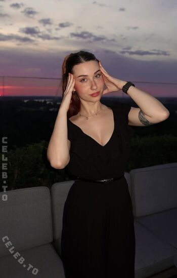 Leaked Veylarenee private photo viral onlyfans