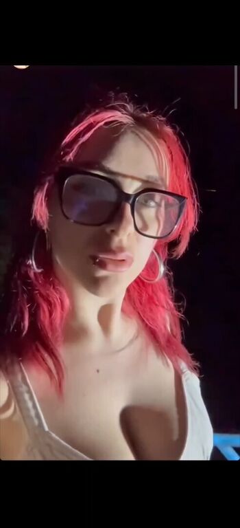 Leaked Vibezgizem private photo viral onlyfans
