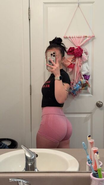 Leaked Vibingvalentine private photo viral onlyfans
