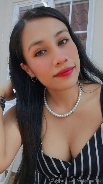 Leaked Vickymont private photo viral onlyfans