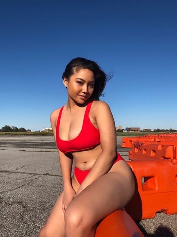 Victoria Kuang
