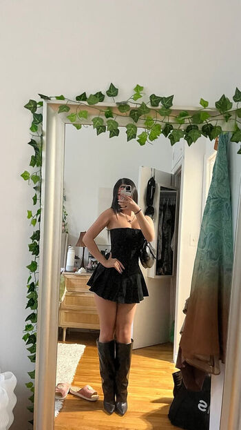 Leaked Victoria truong page private photo viral onlyfans