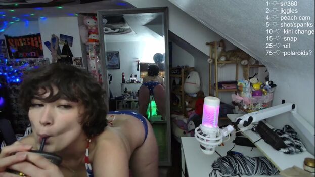 Leaked Victoriaslaps page private photo viral onlyfans