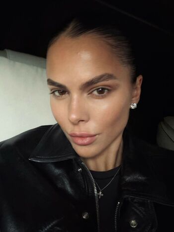 Viki Odintcova