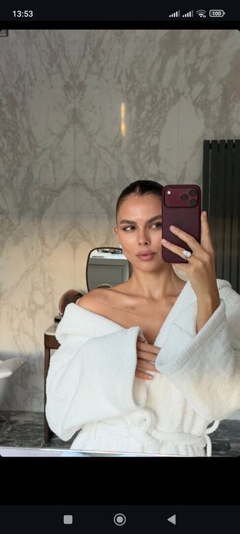Viki Odintcova