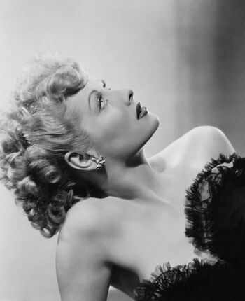 Leaked Vintage sexy celebs private photo viral onlyfans