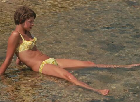 Leaked Vintage starlets page private photo viral onlyfans