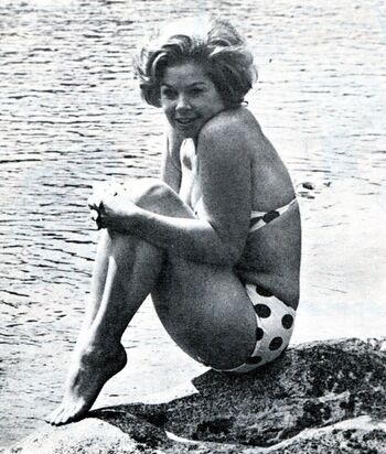 Leaked Vintage starlets page private photo viral onlyfans