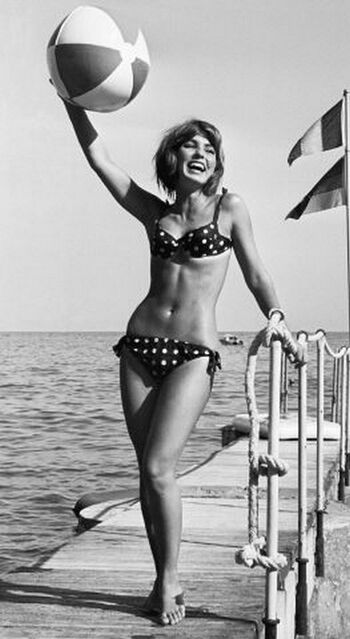 Vintage Starlets