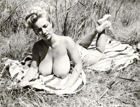 Vintage Starlets