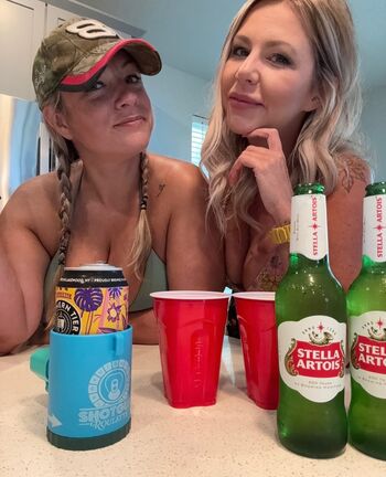 Leaked Vinylsanddials private photo viral onlyfans