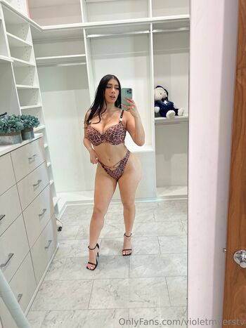 Leaked Violetmyerstv page private photo viral onlyfans