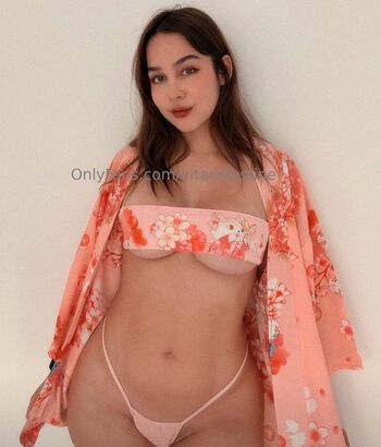 Leaked Vitacelestine private photo viral onlyfans