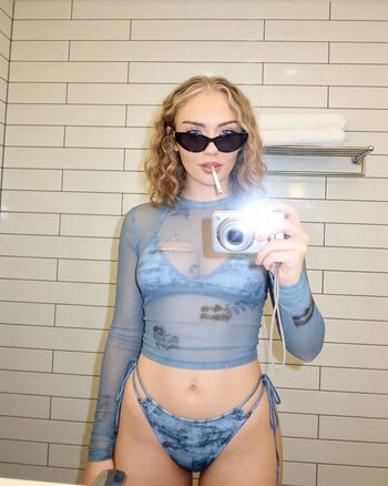 Leaked Vivalavikkii private photo viral onlyfans