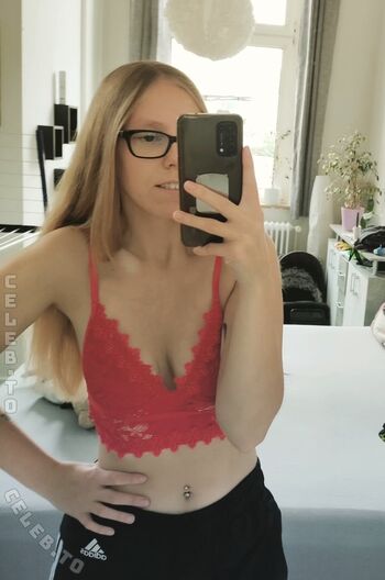 Leaked Vivi an private photo viral onlyfans