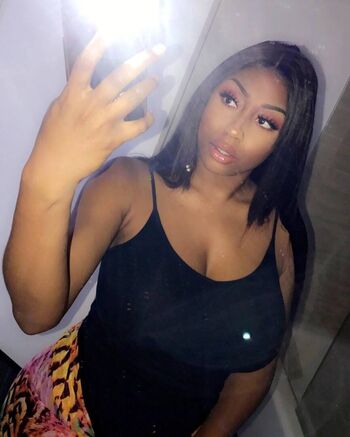 Leaked Taniya/ private photo viral onlyfans