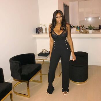 Leaked Ashley barbie/ private photo viral onlyfans