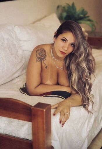 Vivia Tami Silva