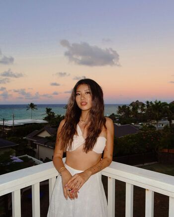 Vivian Marie Wong