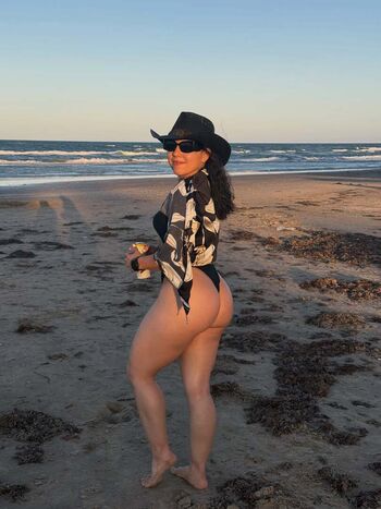 Leaked Vivian saldana private photo viral onlyfans