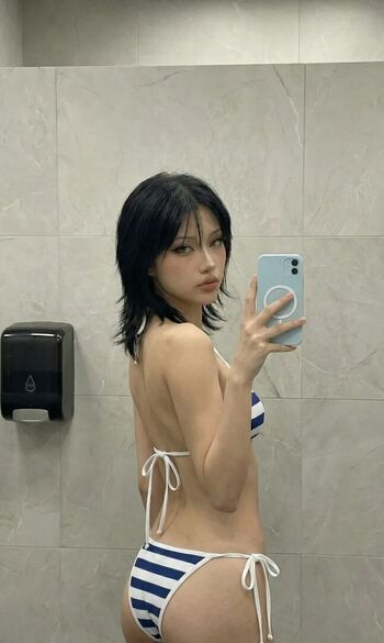 Leaked Vivian private photo viral onlyfans