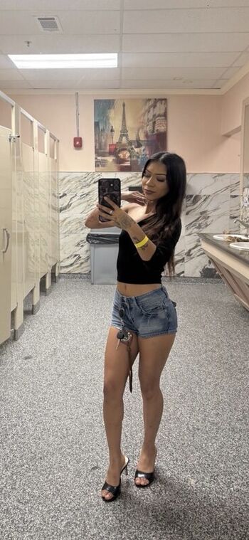 Leaked Viviana padilla private photo viral onlyfans