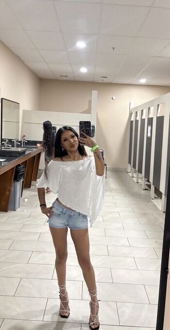 Leaked Viviana padilla private photo viral onlyfans