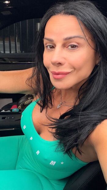 Viviane Araujo