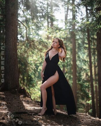 Leaked Vivienne gr private photo viral onlyfans