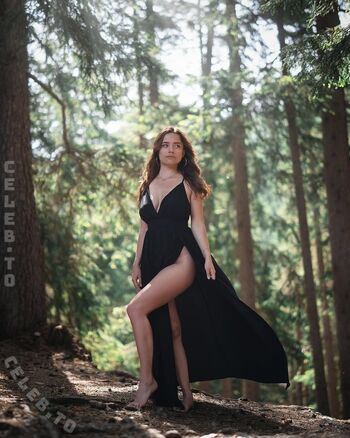 Leaked Vivienne gr private photo viral onlyfans