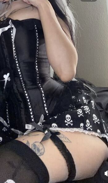 Leaked Vivika siron private photo viral onlyfans